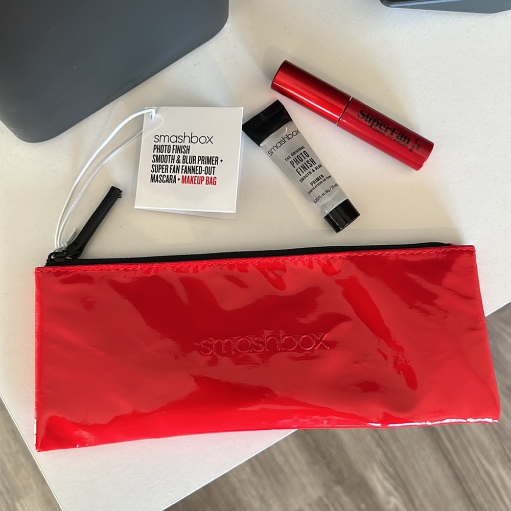 SMASHBOX Travel-Sized Primer and Mascara PLUS Makeup Bag